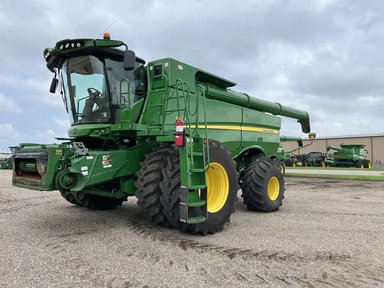 2018 John Deere S780 Batteuse — photo 2