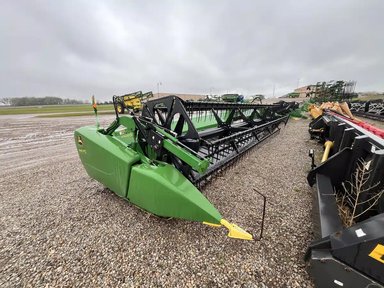 2013 John Deere 640FD Nez - Toile/Tapis — photo 2