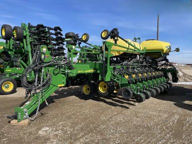 2021 John Deere DB44 Planteur — photo 2