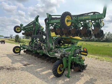 2024 John Deere DR24 Planteur — photo 2