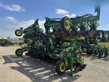 2025 John Deere DR24 Planteur — photo 2