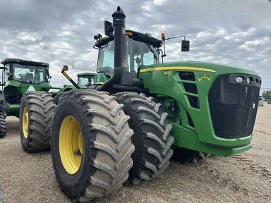 2010 John Deere 9430 Tracteur — photo 2