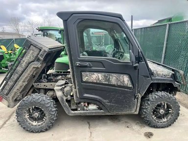 2023 John Deere XUV 835R Véhicule utilitaire — photo 2
