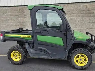 2022 John Deere XUV865R Diesel Premium Cab Véhicule utilitaire — photo 2