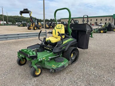 2023 John Deere Z930M Tondeuse à rayon de braquage zéro — photo 2