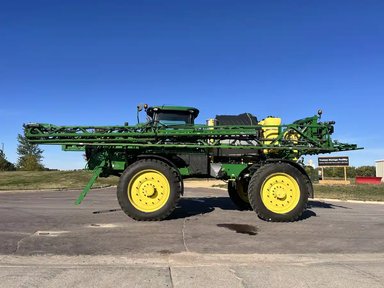 2018 John Deere R4045 Arroseur - Automoteur — photo 2