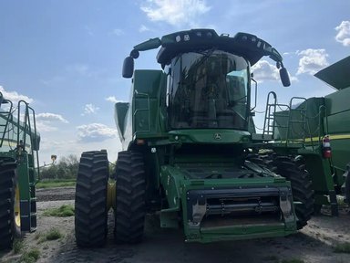 2022 John Deere S780 Batteuse — photo 2