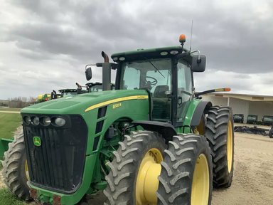 2010 John Deere 8320R Tracteur — photo 2