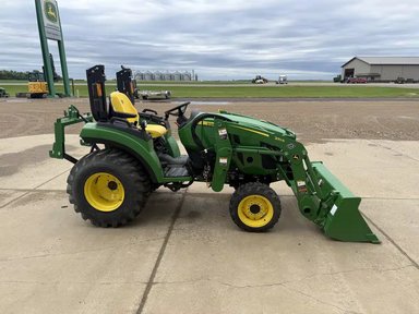 2024 John Deere 2032R Tracteur — photo 2