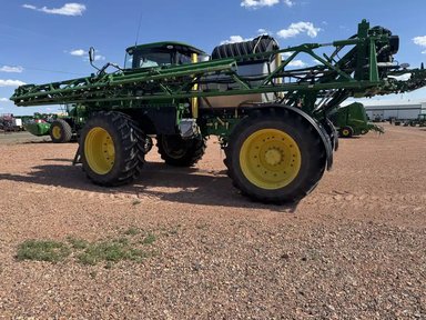 2019 John Deere R4045 Arroseur - Automoteur — photo 2