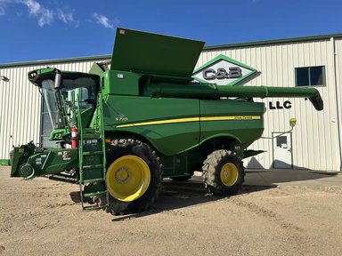 2021 John Deere S770 Batteuse — photo 2