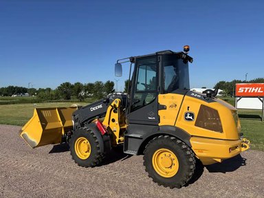 2024 John Deere 326D chargeuse à direction à glissement — photo 2