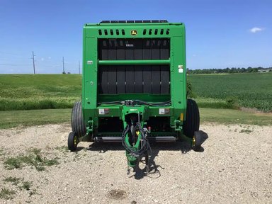 2023 John Deere 560M Presse à Balle Ronde — photo 2