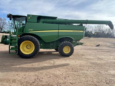 2023 John Deere S770 Batteuse — photo 2