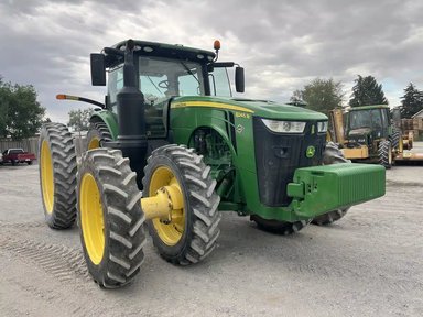 2017 John Deere 8245R Tracteur — photo 2