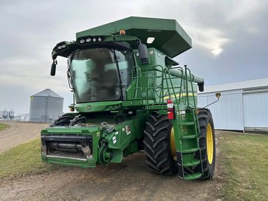 2020 John Deere S780 Batteuse — photo 2