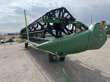 2023 John Deere 735FD Nez - Toile/Tapis — photo 2