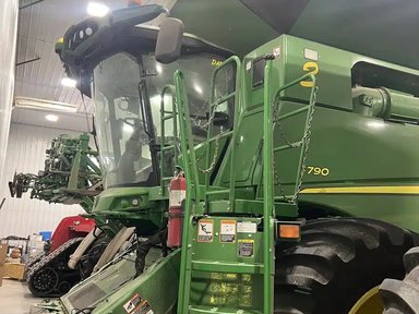 2019 John Deere S790 Batteuse — photo 2