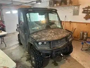 2024 John Deere XUV 835R Véhicule utilitaire — photo 2