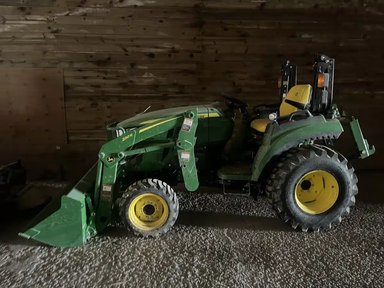 2025 John Deere 2032R Tracteur — photo 2