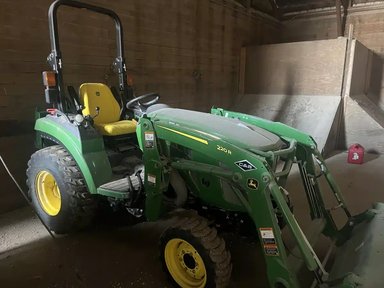 2025 John Deere 2032R Tracteur — photo 2