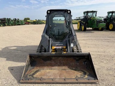 2021 John Deere 317G Chargeur sur chenilles — photo 2