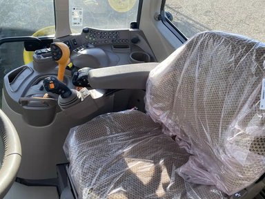 2025 John Deere 6155M Tracteur — photo 2