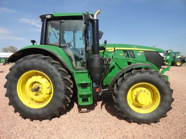 2025 John Deere 6155M Tracteur — photo 2