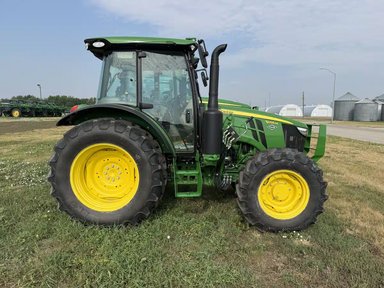 2025 John Deere 5095M Tracteur — photo 2