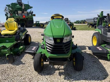 2026 John Deere X350 Tracteur à pelouse — photo 2