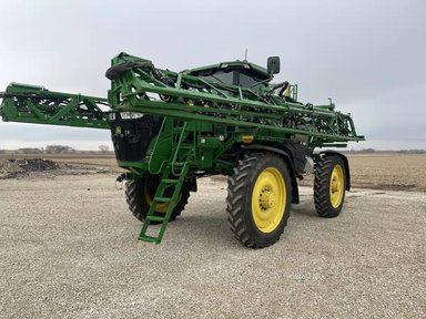 2024 John Deere 616R Arroseur - Automoteur — photo 2