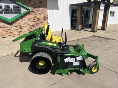 2025 John Deere Z994R Tondeuse à rayon de braquage zéro — photo 2