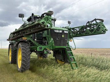 2025 John Deere 616R Arroseur - Automoteur — photo 2