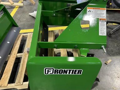2024 Frontier BB2048 Tracteur — photo 2