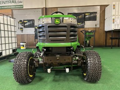 2026 John Deere X739 Tracteur à pelouse — photo 2
