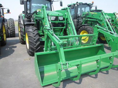 2026 John Deere 640R chargeur frontal — photo 2
