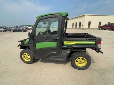 2023 John Deere XUV 835R Véhicule utilitaire — photo 2