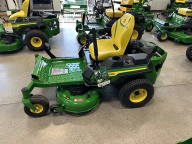 2026 John Deere Z320M Tondeuse à rayon de braquage zéro — photo 2