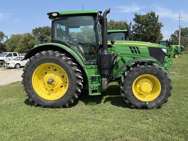 2021 John Deere 6155R Tracteur — photo 2