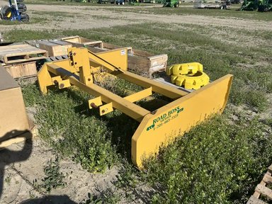 Road Boss U7A Tracteur — photo 2