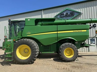 2019 John Deere S780 Batteuse — photo 2