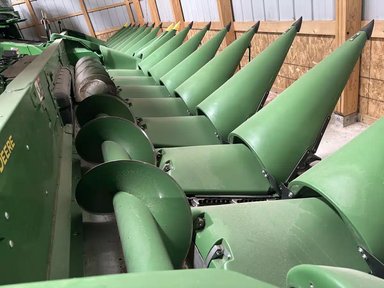 2025 John Deere CR 8 Nez - Maïs — photo 2