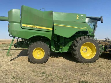 2022 John Deere S780 Batteuse — photo 2
