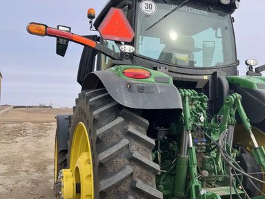 2025 John Deere 6R 250 Tracteur — photo 2