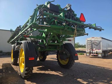 2022 John Deere 616R Arroseur - Automoteur — photo 2