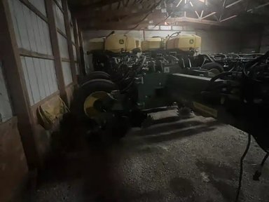 2026 John Deere 1775NT Planteur — photo 2