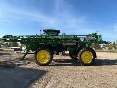 2016 John Deere R4038 Arroseur - Automoteur — photo 2