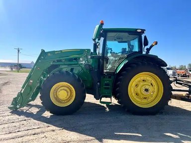 2024 John Deere 6R 215 Tracteur — photo 2