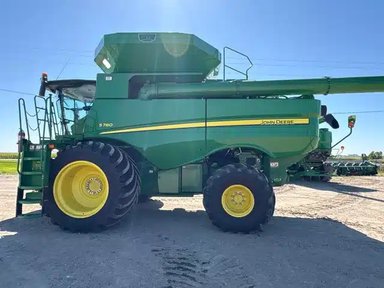 2019 John Deere S780 Batteuse — photo 2