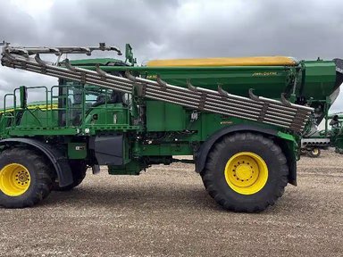 2023 John Deere 800R Applicateur anhydre — photo 2
